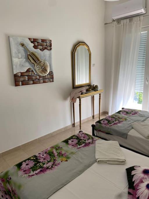 Nefeli Β1 Apartment Thebes Ngoại thất bức ảnh